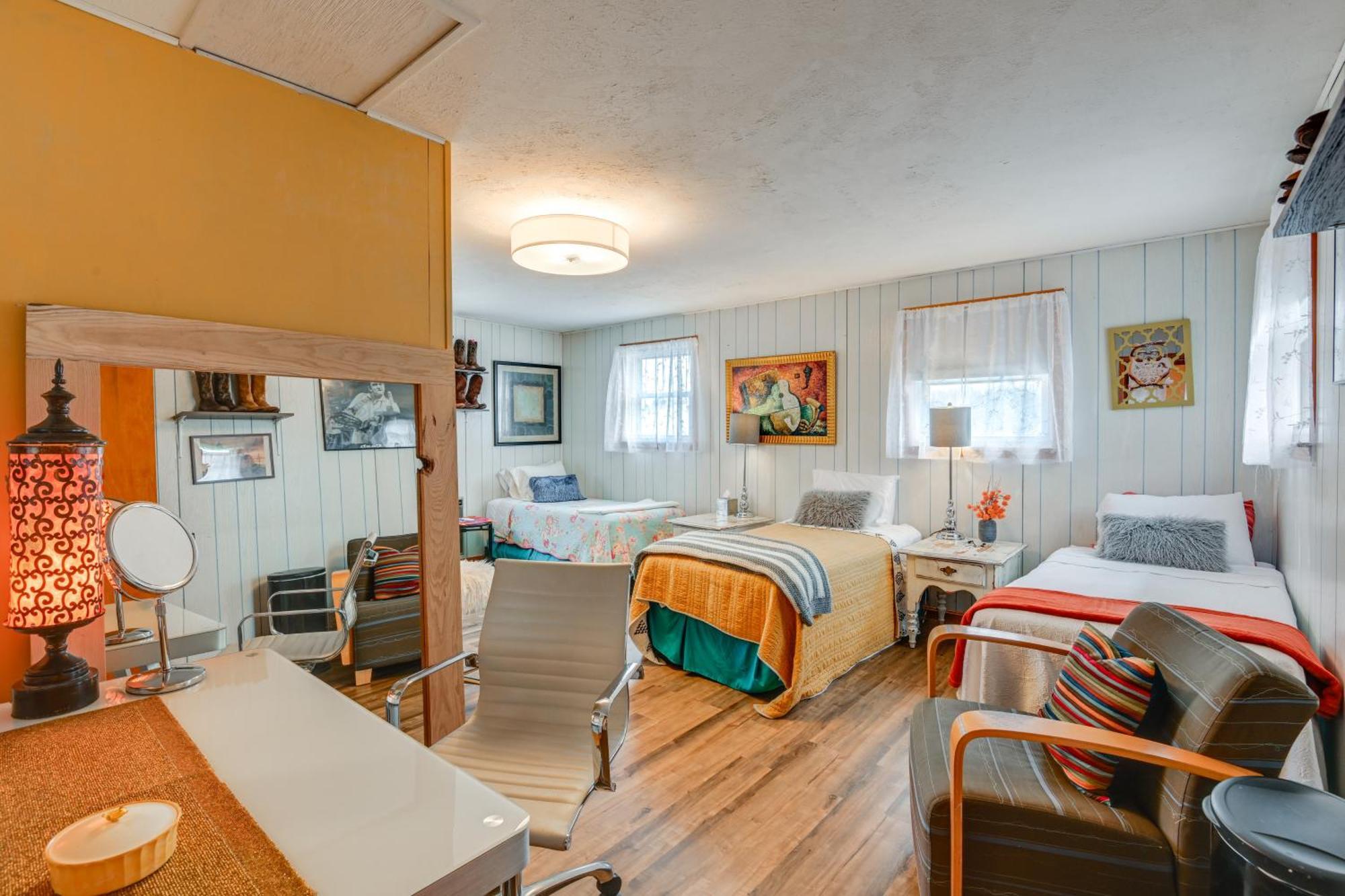 6 Mi To Downtown 70S-Themed Home In Nashville! Екстериор снимка